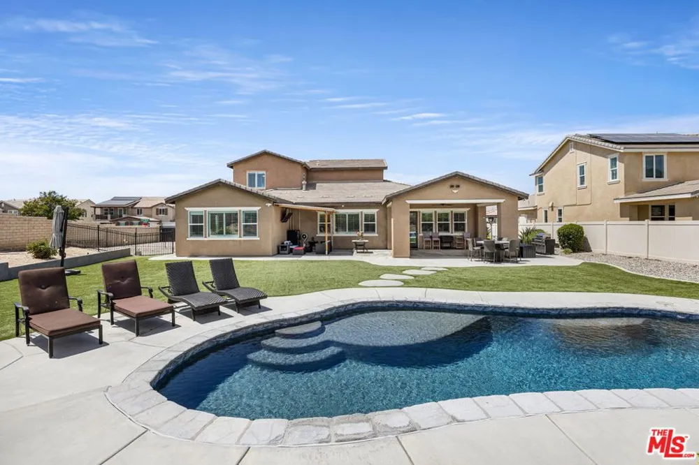 13447 Gold Medal Court Riverside, CA 92503