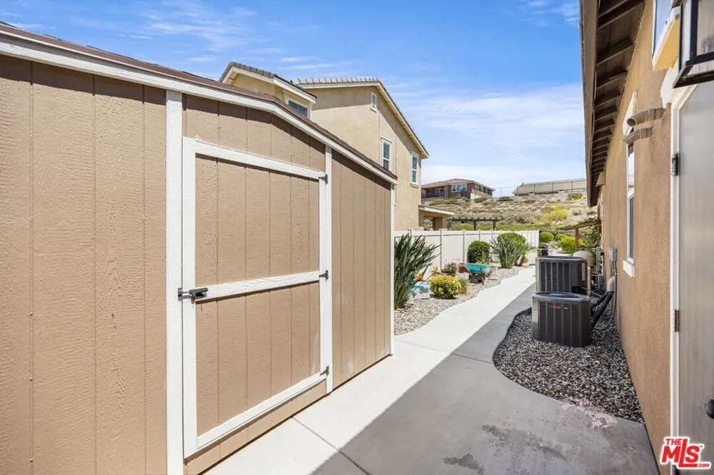 13447 Gold Medal Court Riverside, CA 92503