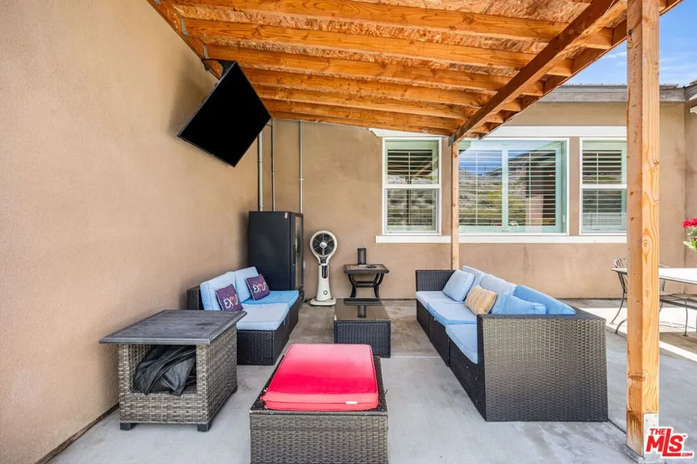 13447 Gold Medal Court Riverside, CA 92503