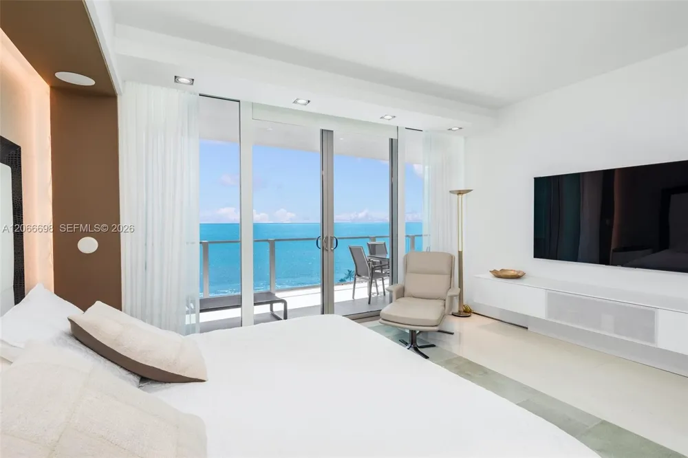 360 Ocean Dr #804S Key Biscayne, FL 33149