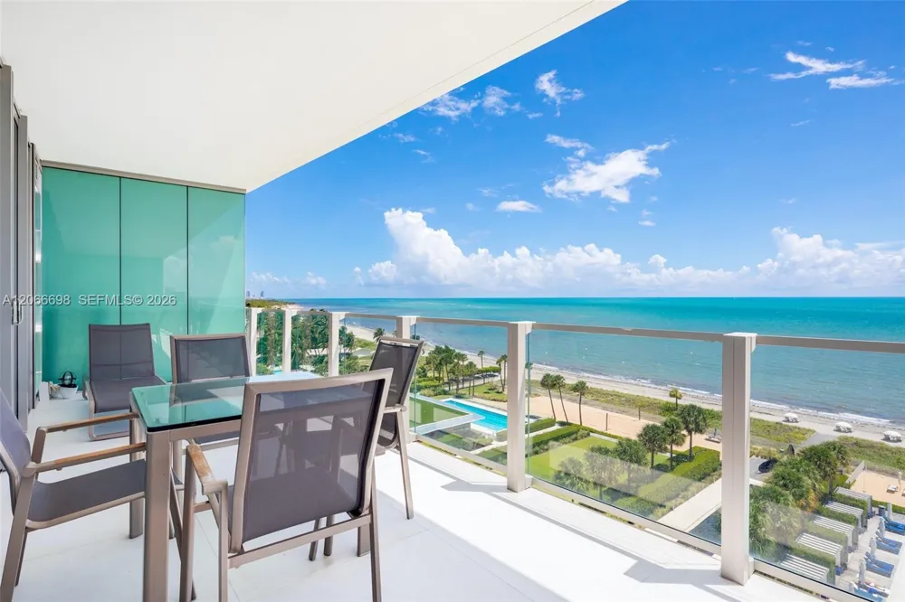 360 Ocean Dr #804S Key Biscayne, FL 33149