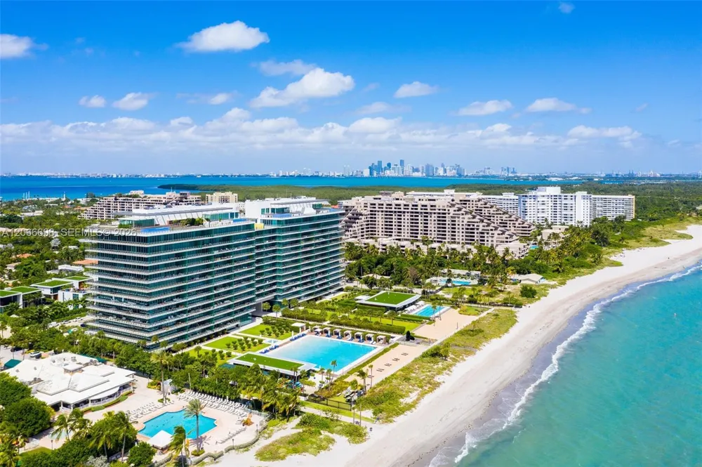 360 Ocean Dr #804S Key Biscayne, FL 33149