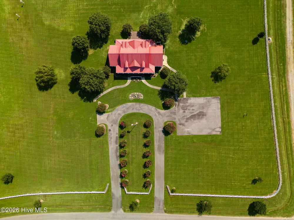 289 Pasquotank Boulevard Hertford, NC 27944