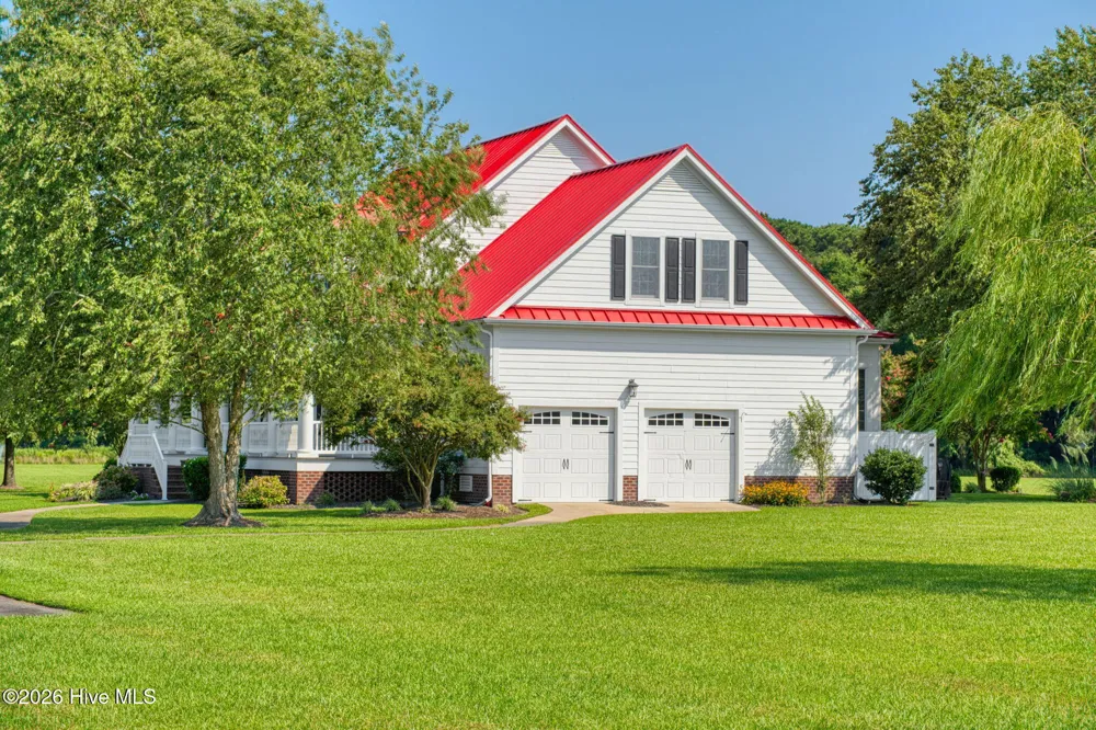 289 Pasquotank Boulevard Hertford, NC 27944