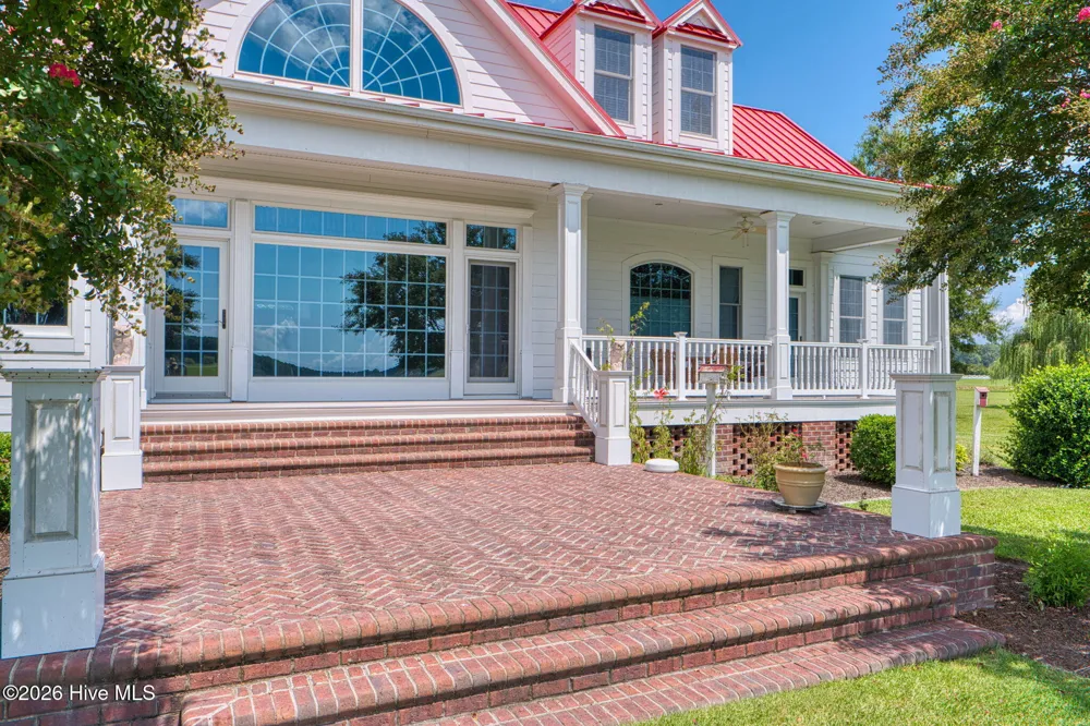 289 Pasquotank Boulevard Hertford, NC 27944