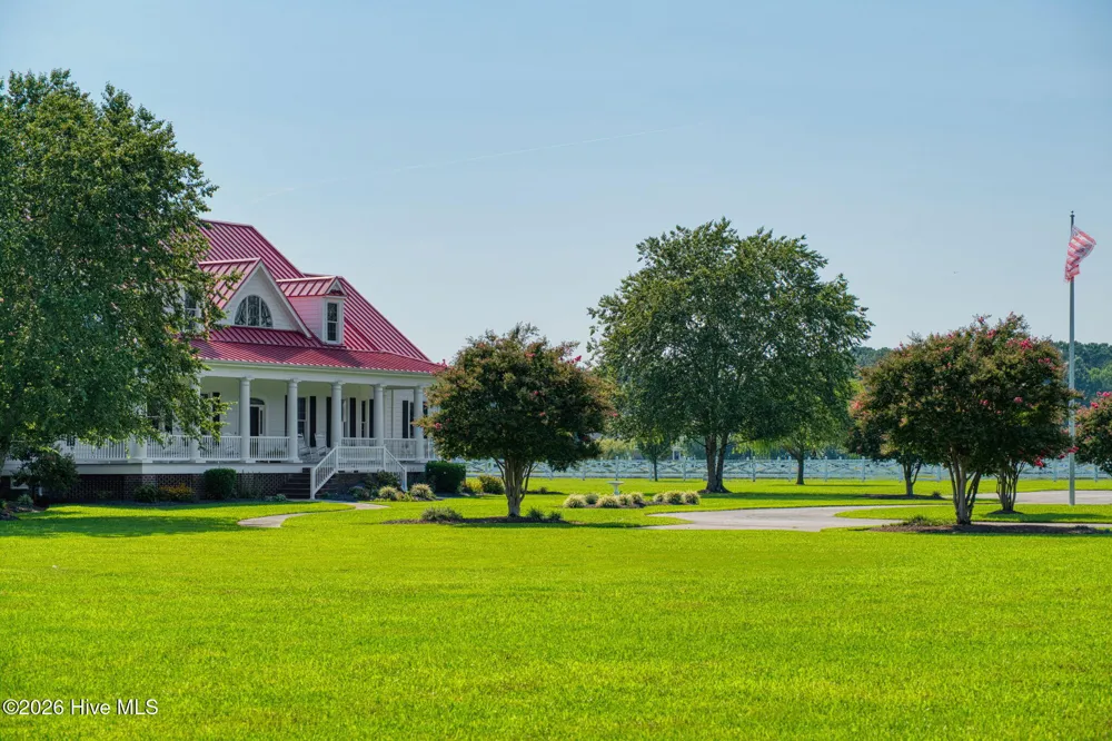 289 Pasquotank Boulevard Hertford, NC 27944