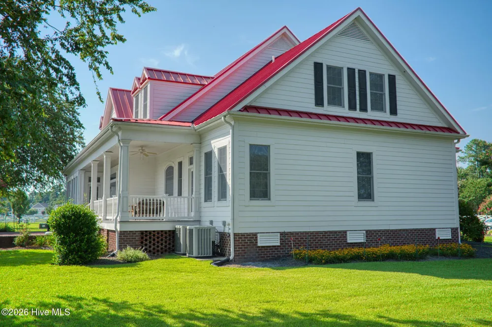 289 Pasquotank Boulevard Hertford, NC 27944