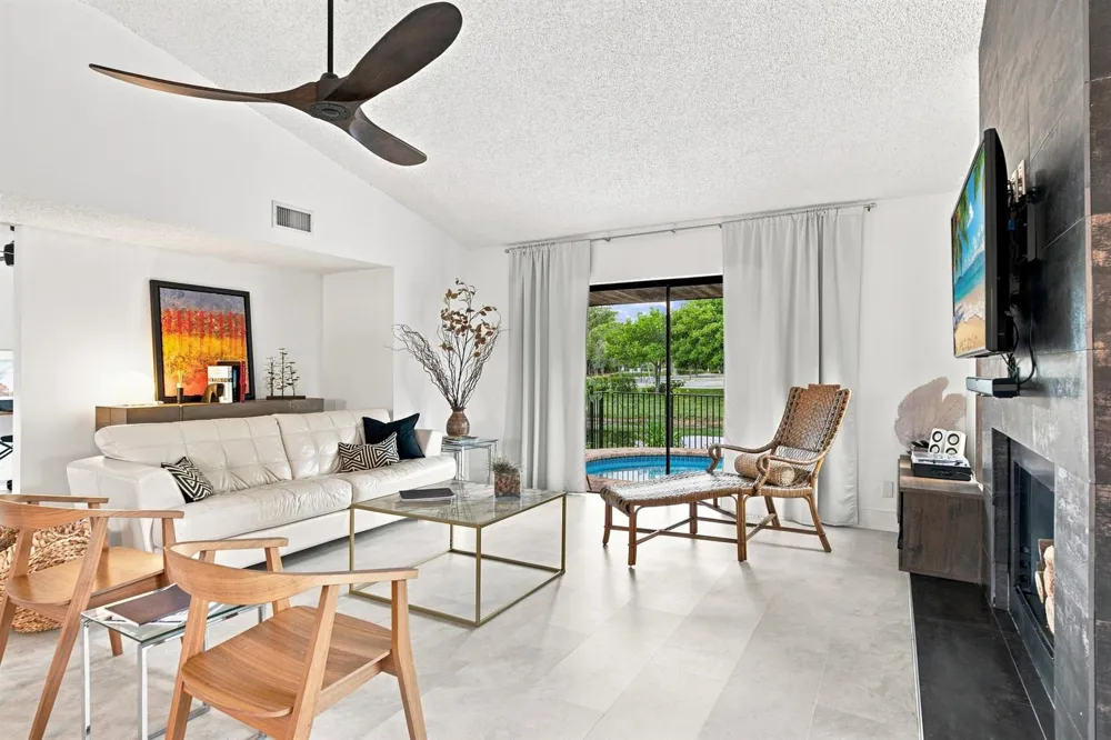 1348 NW 113TH TERRACE Coral Springs, FL 33071