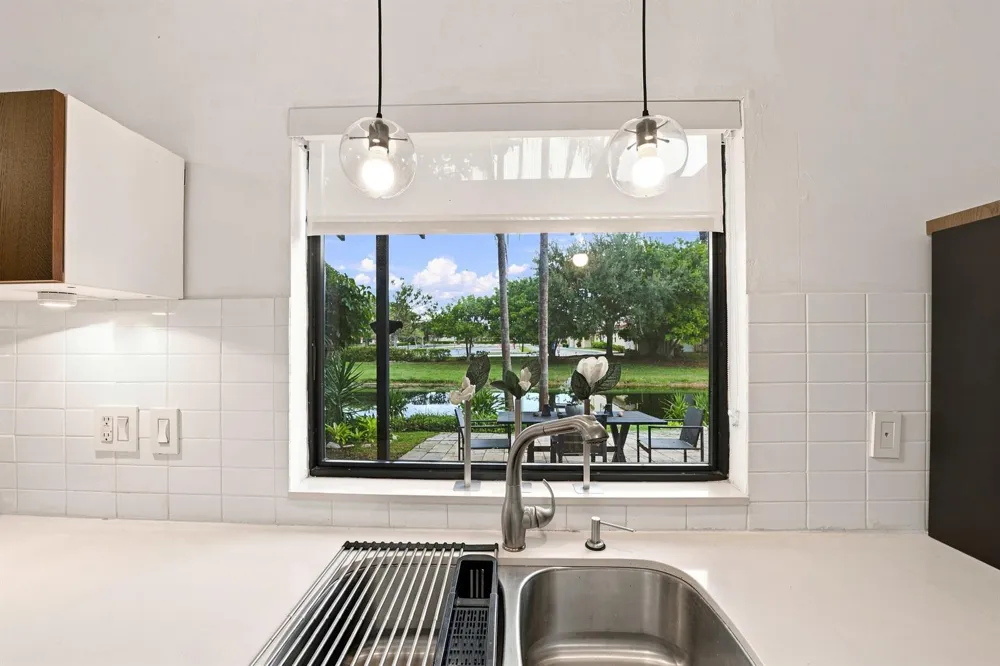 1348 NW 113TH TERRACE Coral Springs, FL 33071