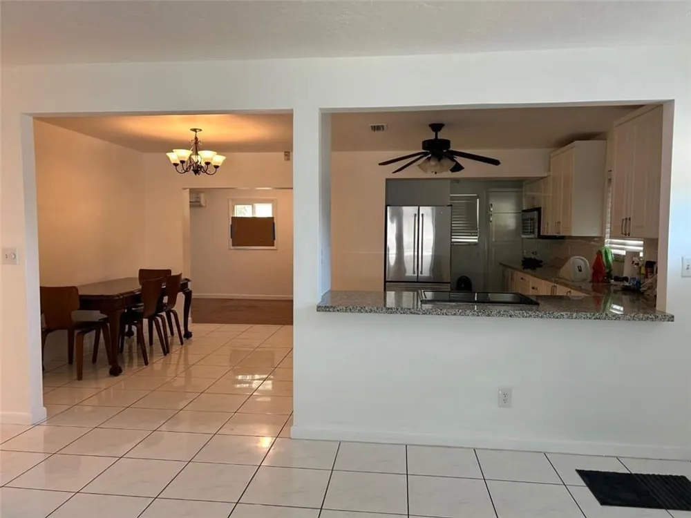 845 NW 10TH AVENUE Dania Beach, FL 33004