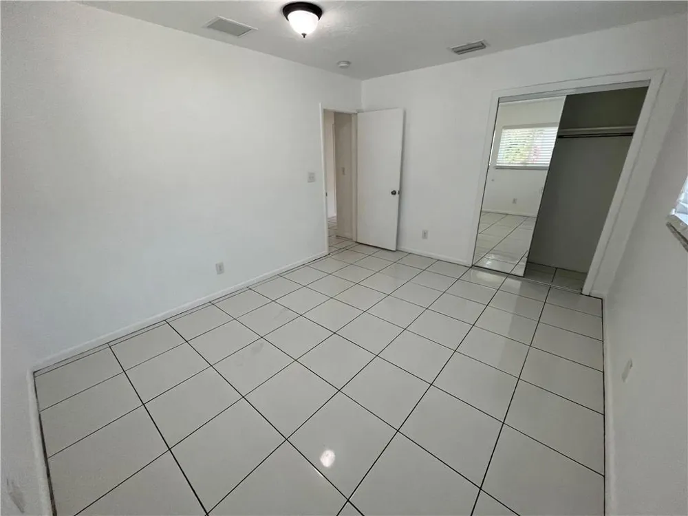 845 NW 10TH AVENUE Dania Beach, FL 33004