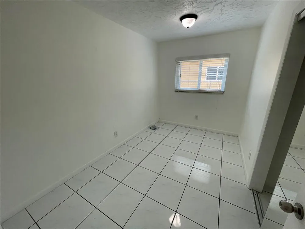 845 NW 10TH AVENUE Dania Beach, FL 33004