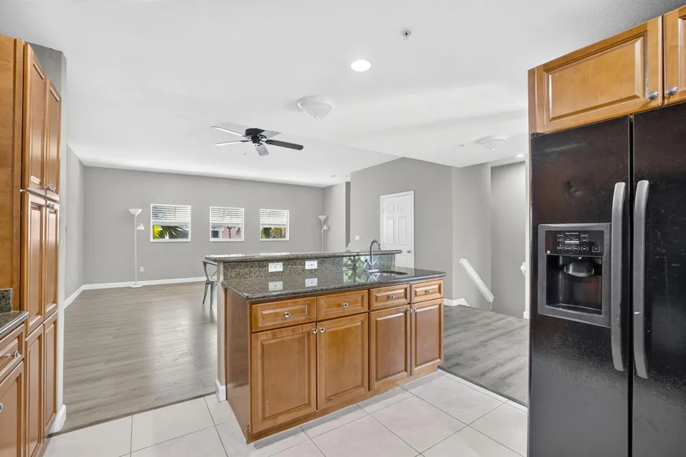 433 NE 1ST STREET Pompano Beach, FL 33060