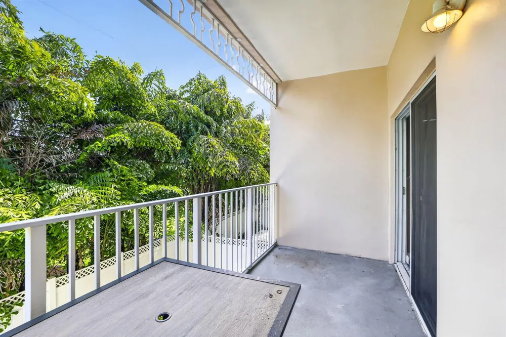 433 NE 1ST STREET Pompano Beach, FL 33060