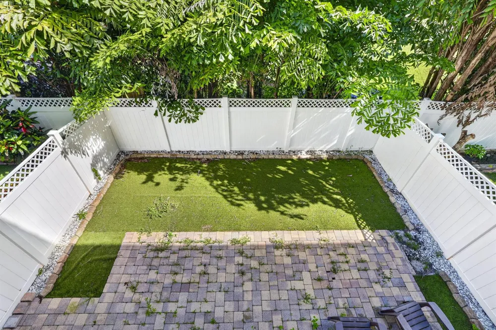 433 NE 1ST STREET Pompano Beach, FL 33060