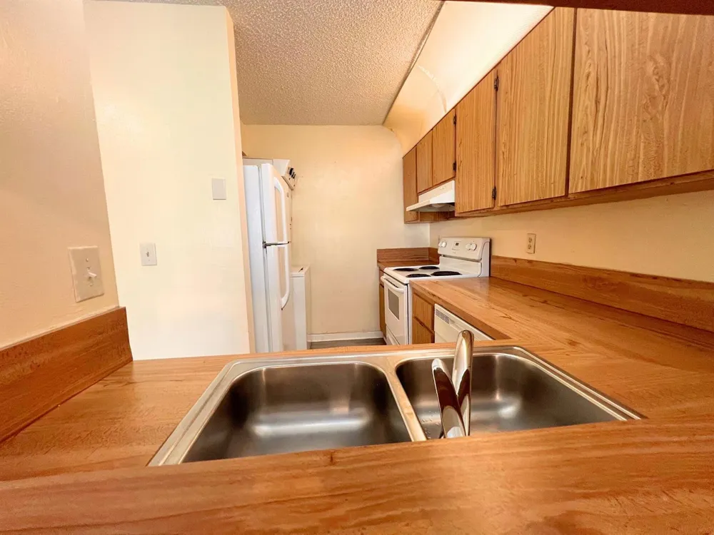 843 Twin Lakes Drive #30B Coral Springs, FL 33071