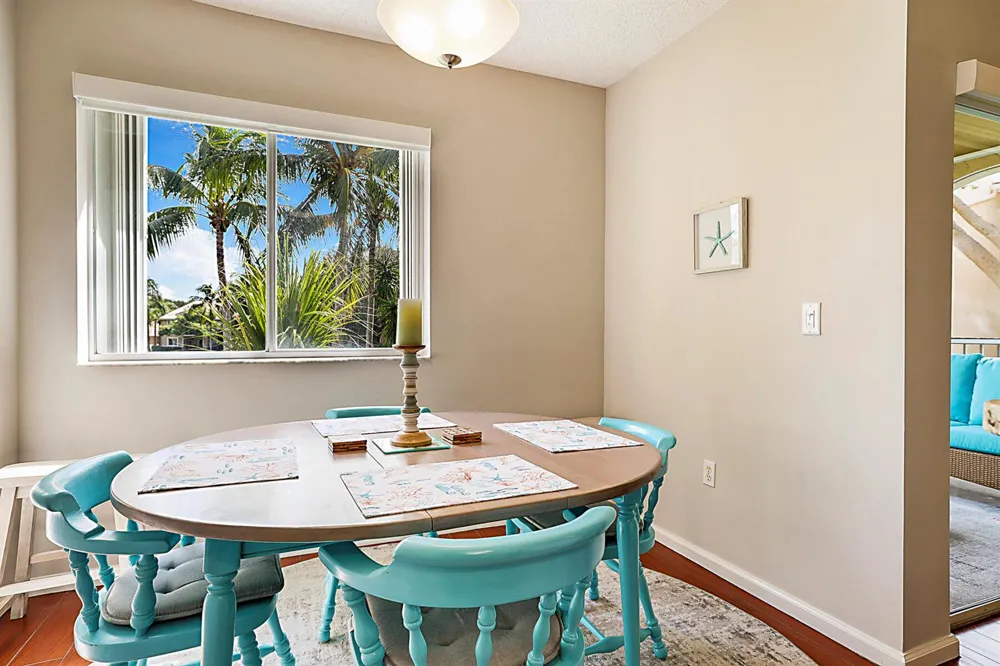 272 VILLAGE BOULEVARD #7212 Tequesta, FL 33469