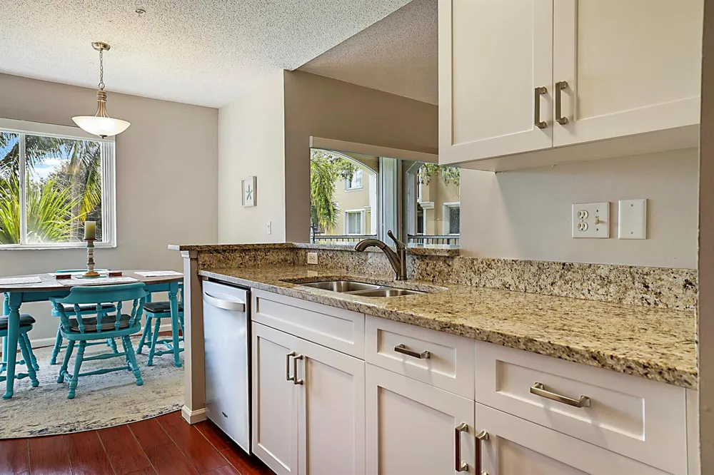 272 VILLAGE BOULEVARD #7212 Tequesta, FL 33469
