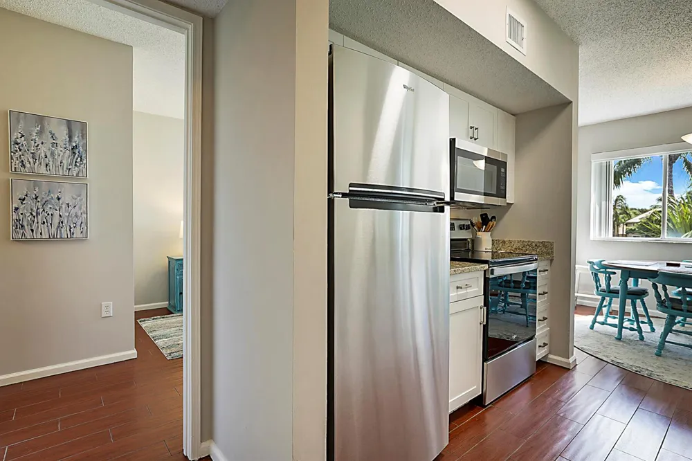 272 VILLAGE BOULEVARD #7212 Tequesta, FL 33469