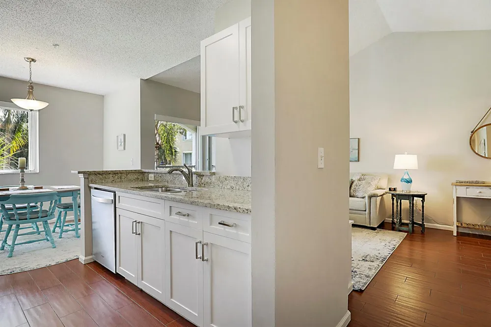 272 VILLAGE BOULEVARD #7212 Tequesta, FL 33469