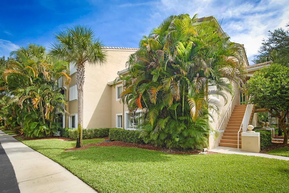 272 VILLAGE BOULEVARD #7212 Tequesta, FL 33469