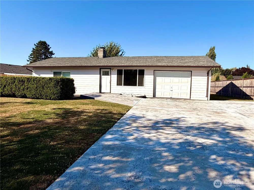 3430 Olive Way Longview, WA 98632