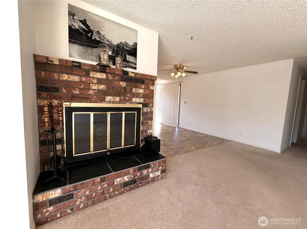 3430 Olive Way Longview, WA 98632