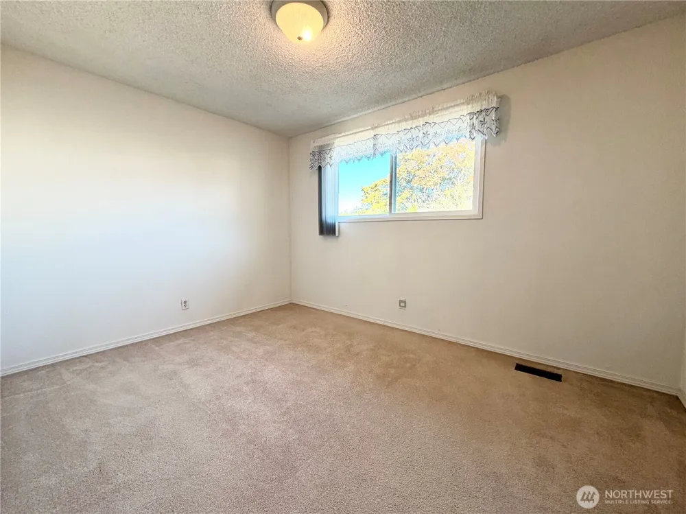 3430 Olive Way Longview, WA 98632