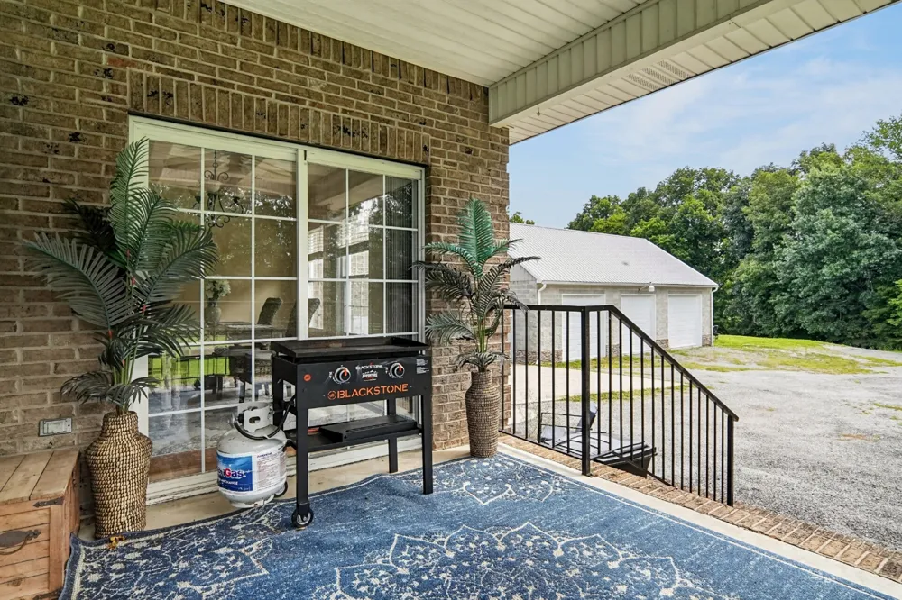 547 Martin Ridge Ln Gainesboro, TN 38562