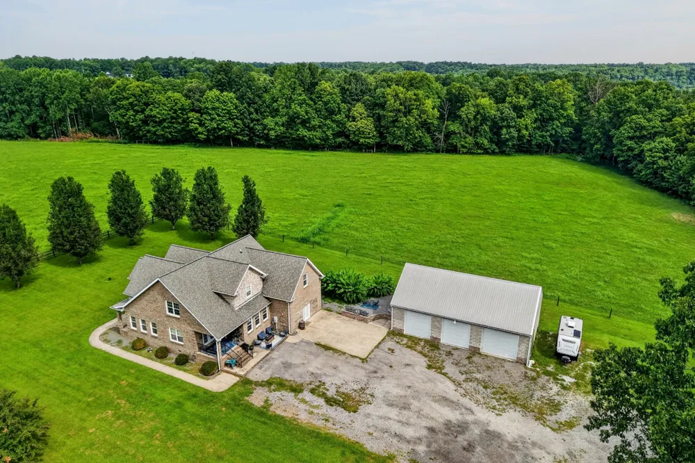547 Martin Ridge Ln Gainesboro, TN 38562