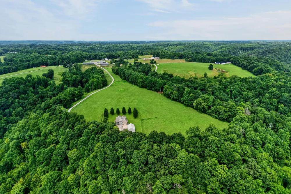 547 Martin Ridge Ln Gainesboro, TN 38562