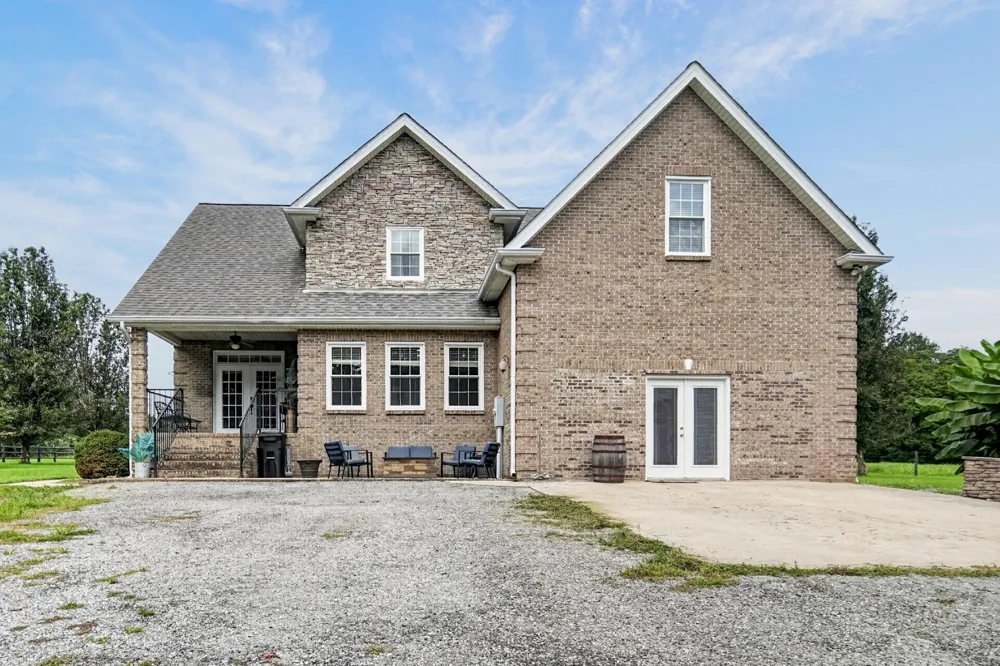 547 Martin Ridge Ln Gainesboro, TN 38562