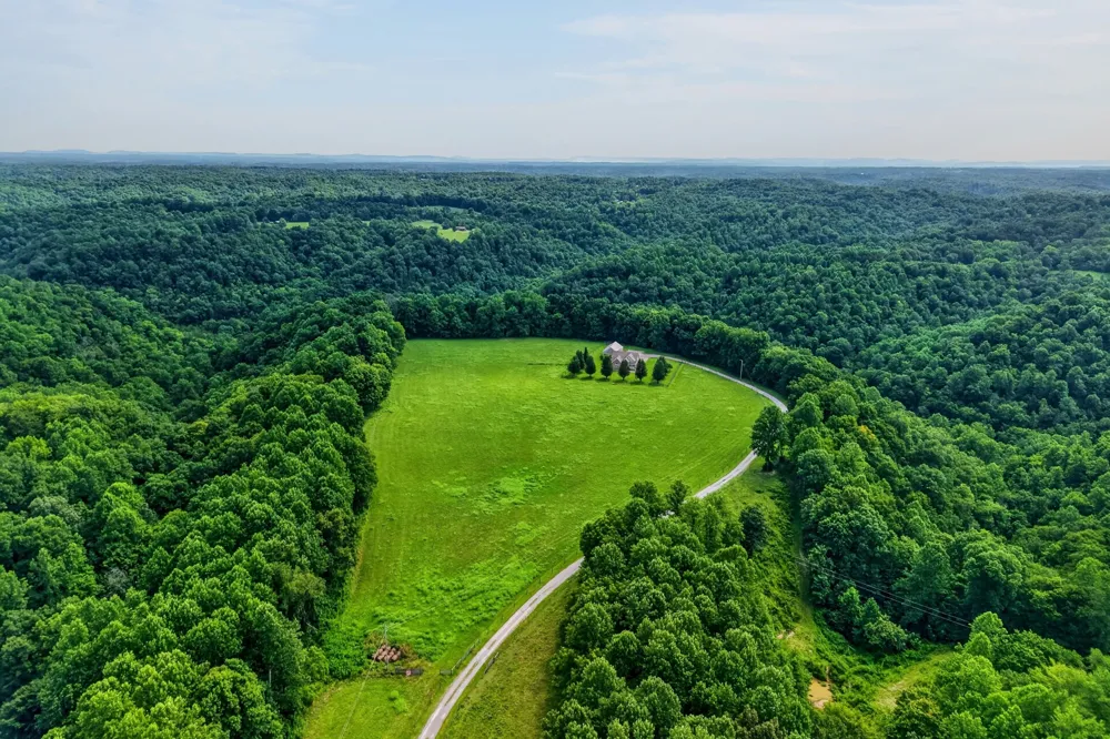 547 Martin Ridge Ln Gainesboro, TN 38562