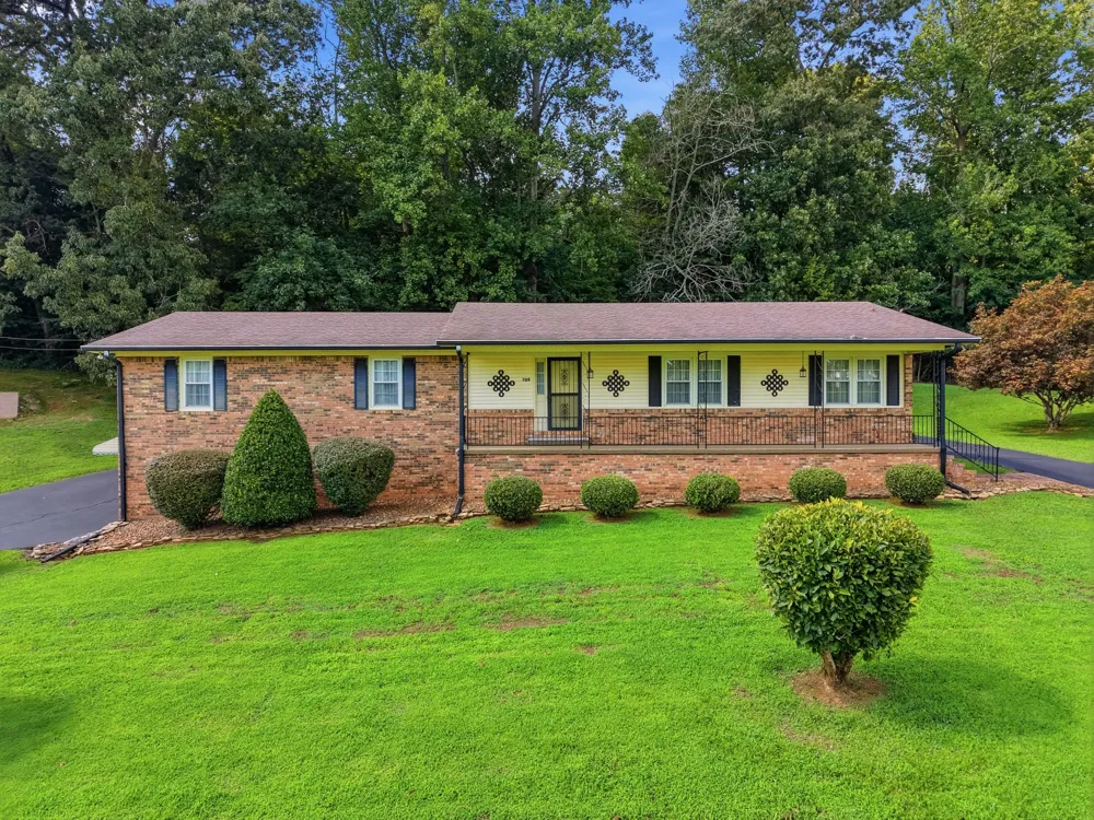 412 Freedom Trl Sparta, TN 38583