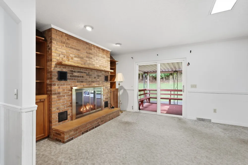 412 Freedom Trl Sparta, TN 38583