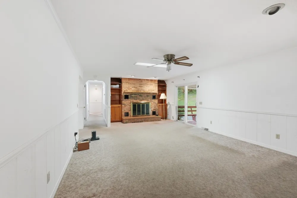 412 Freedom Trl Sparta, TN 38583