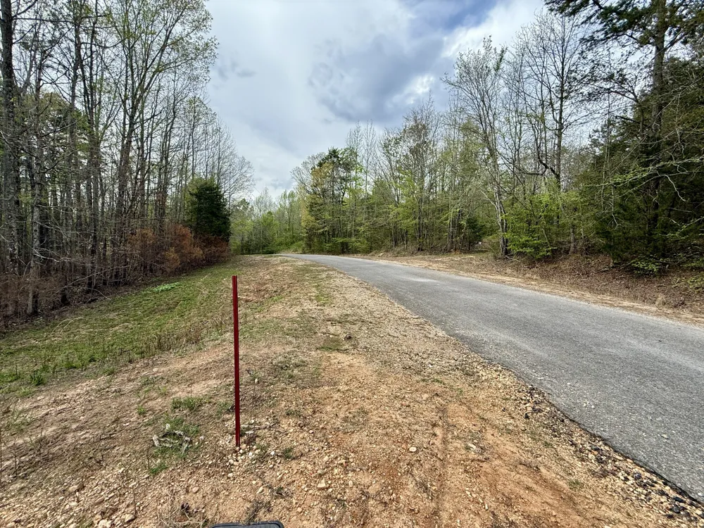 4424 Lane Spring Rd Cherokee, AL 35616