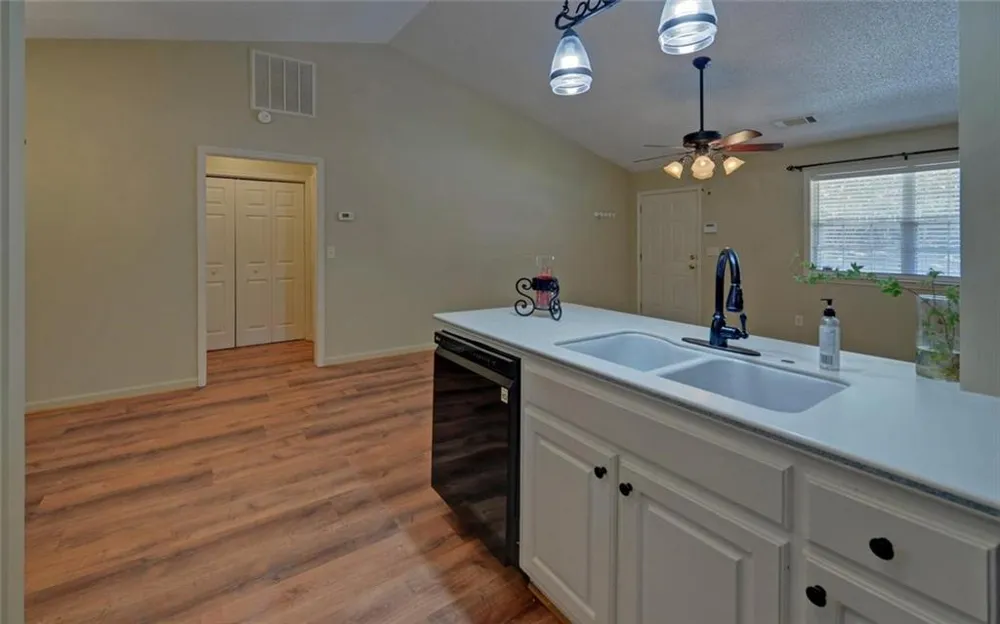 2947 Florence Drive Gainesville, GA 30504