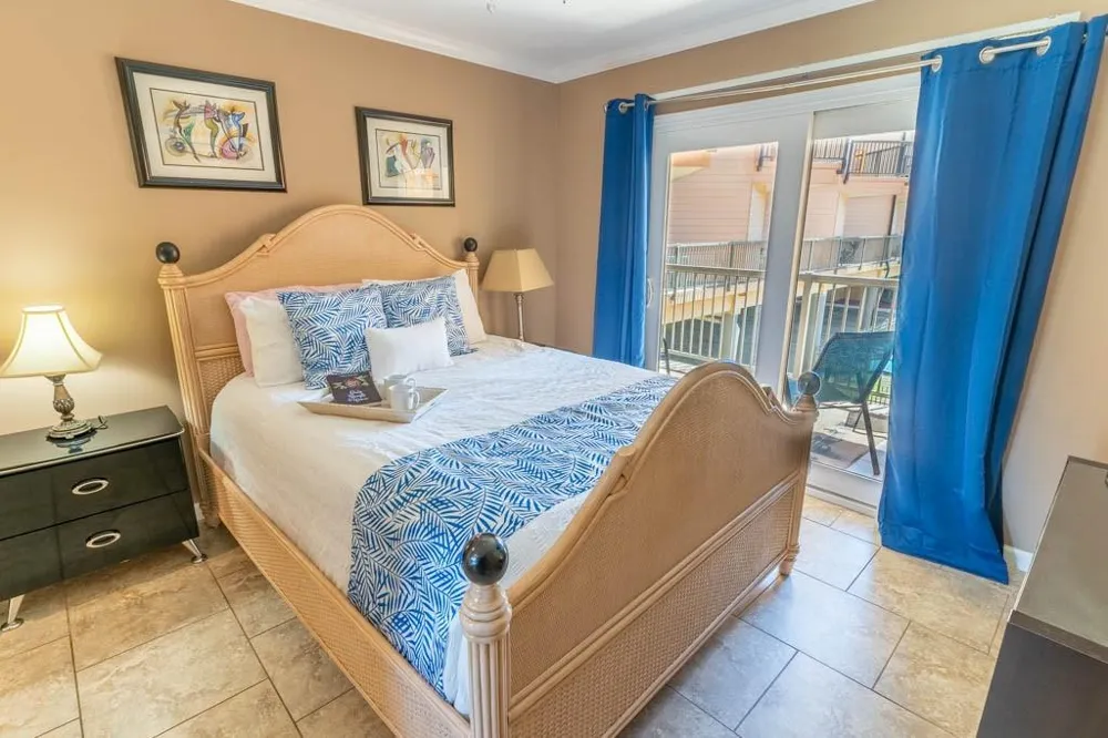 9520 Seawall Boulevard #143 Galveston, TX 77554