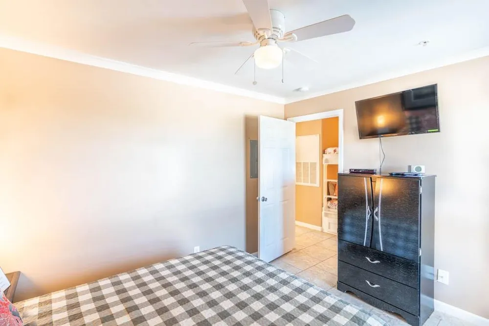 9520 Seawall Boulevard #143 Galveston, TX 77554