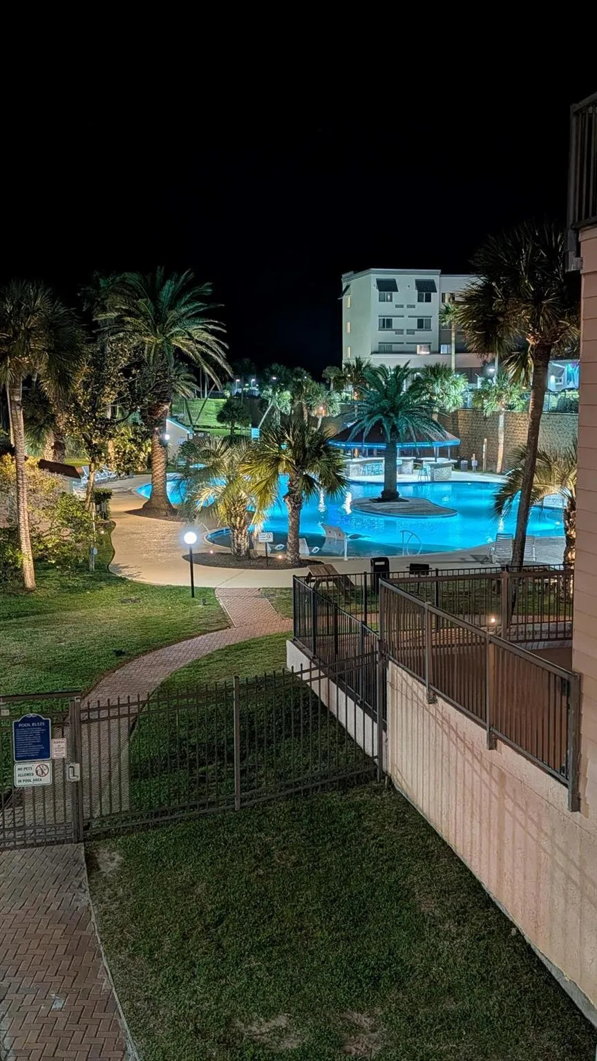9520 Seawall Boulevard #143 Galveston, TX 77554