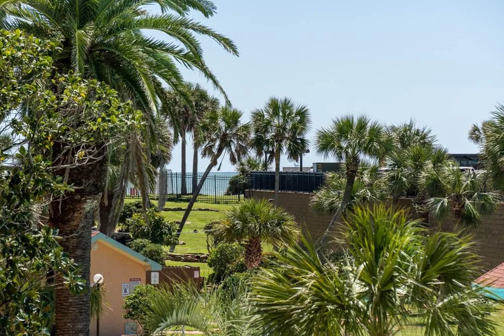 9520 Seawall Boulevard #143 Galveston, TX 77554