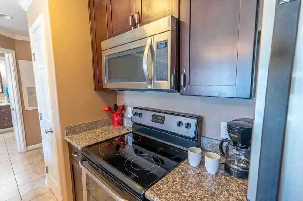 9520 Seawall Boulevard #143 Galveston, TX 77554