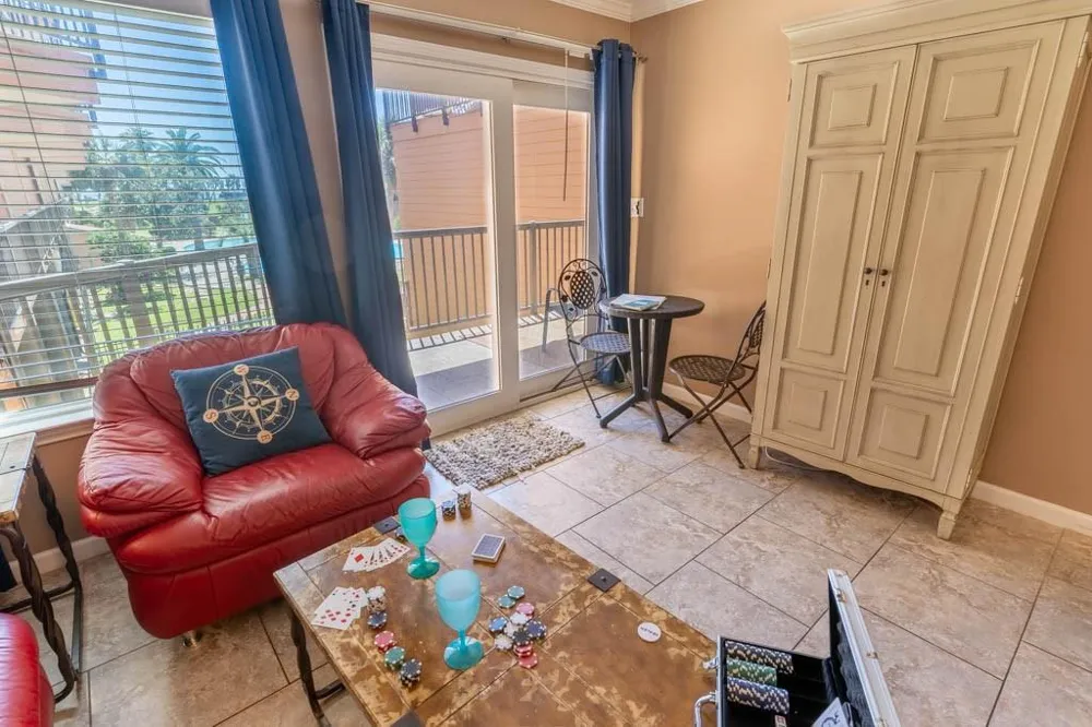 9520 Seawall Boulevard #143 Galveston, TX 77554