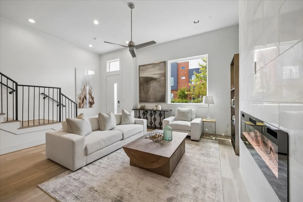 3407 Robin Rose Lane Houston, TX 77080