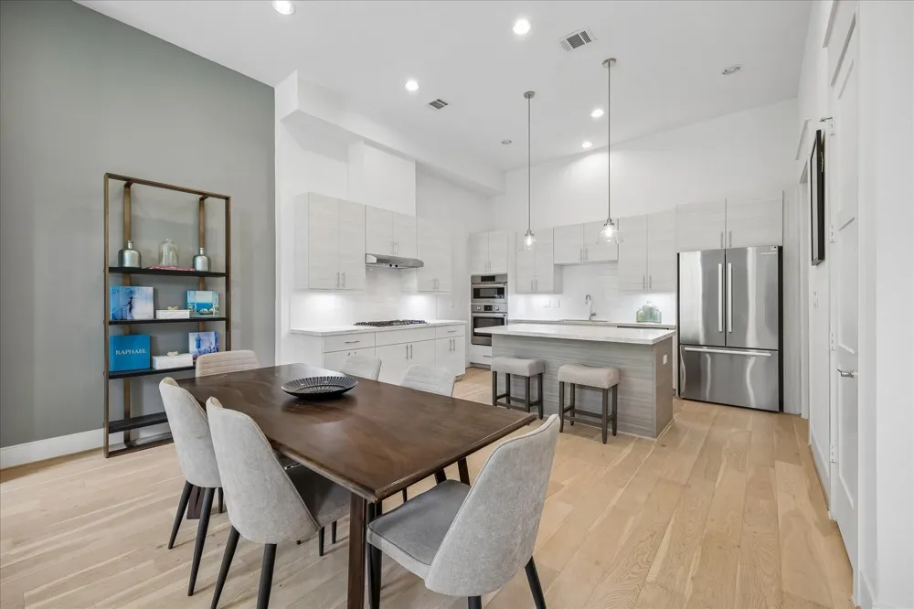 3407 Robin Rose Lane Houston, TX 77080