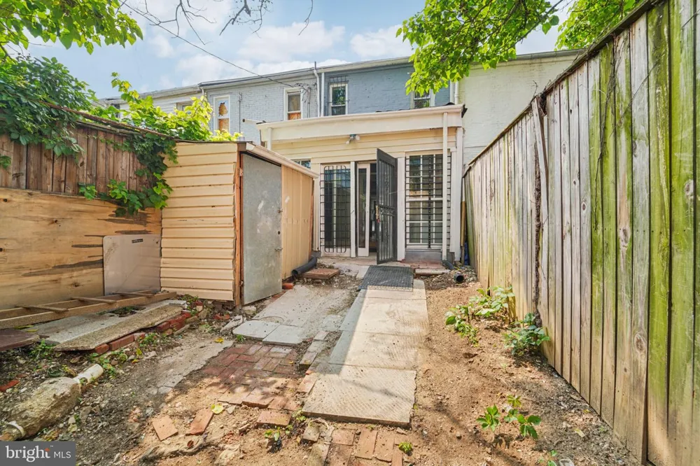 2140 WILKENS AVENUE Baltimore, MD 21223