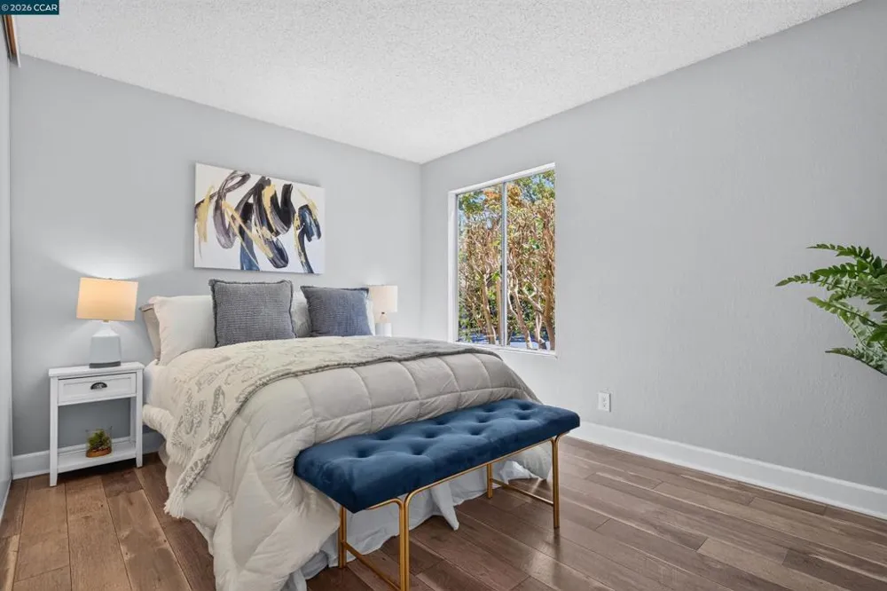 5318 Ridgeview Cir #5 El Sobrante, CA 94803