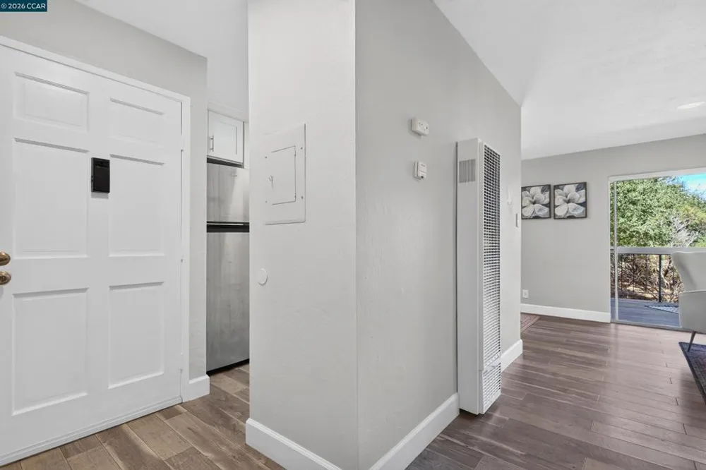 5318 Ridgeview Cir #5 El Sobrante, CA 94803