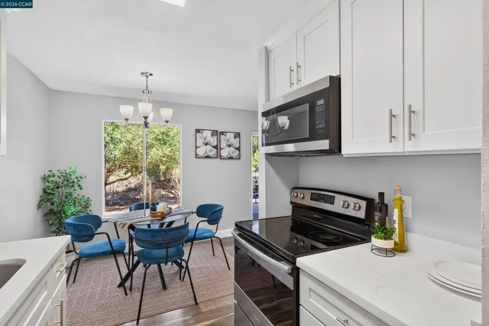 5318 Ridgeview Cir #5 El Sobrante, CA 94803